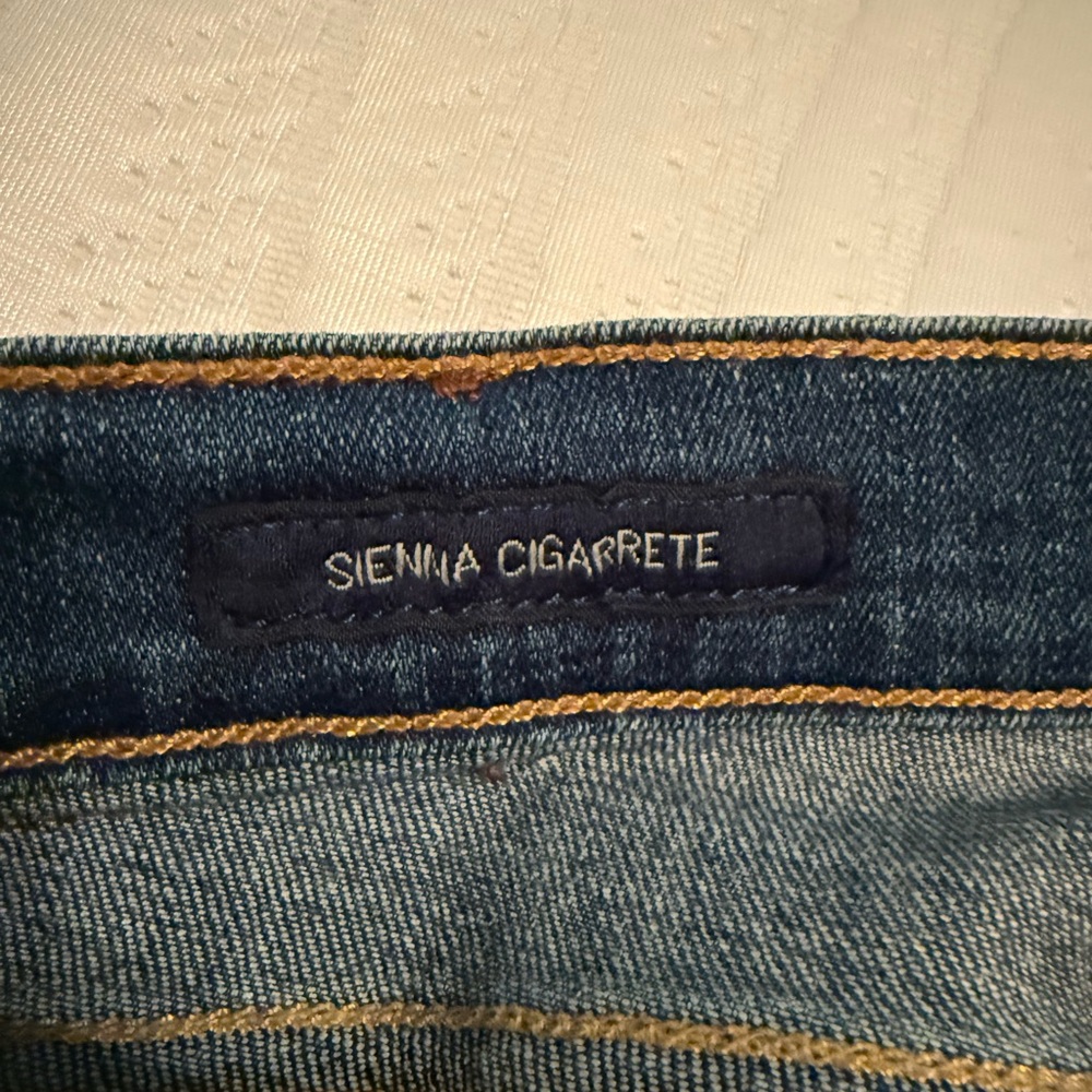 Lucky Brand women’s skinny/cigarette capri denim, 8/29 - Picture 5 of 7